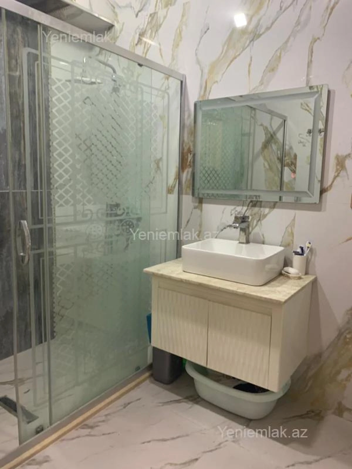 Satılır 3 otaqlı yeni tikili 143 m²