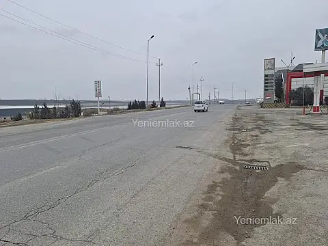 Satılır 7 otaqlı obyekt 3000 m²