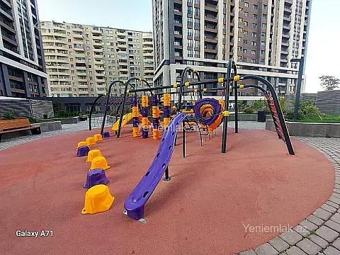 Satılır 4 otaqlı yeni tikili 322 m²