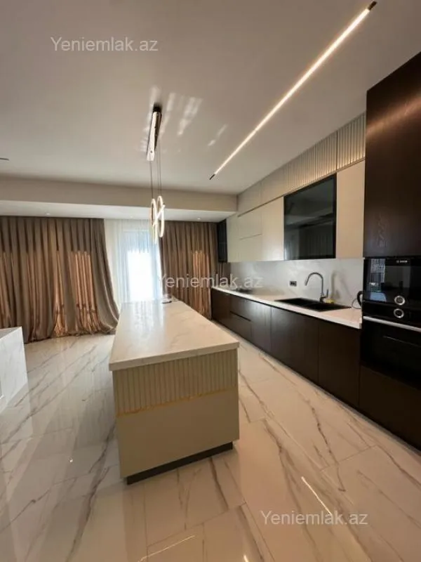 Satılır 4 otaqlı yeni tikili 322 m²