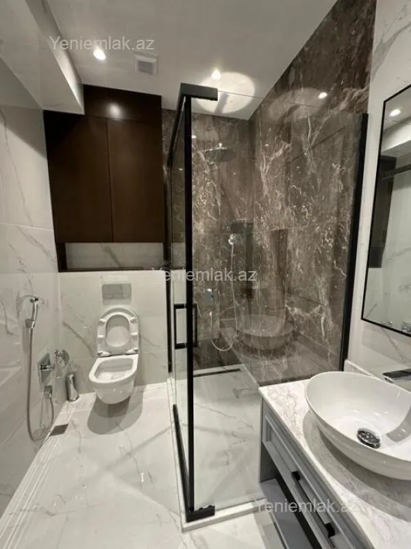 Satılır 4 otaqlı yeni tikili 322 m²