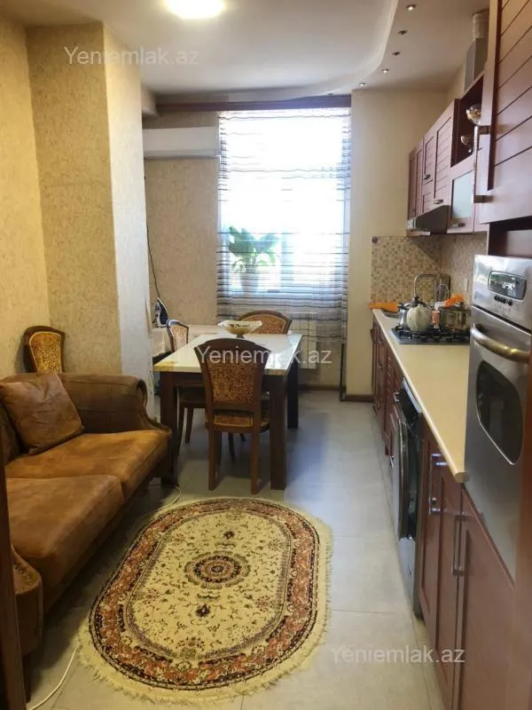 Satılır 3 otaqlı yeni tikili 115 m²