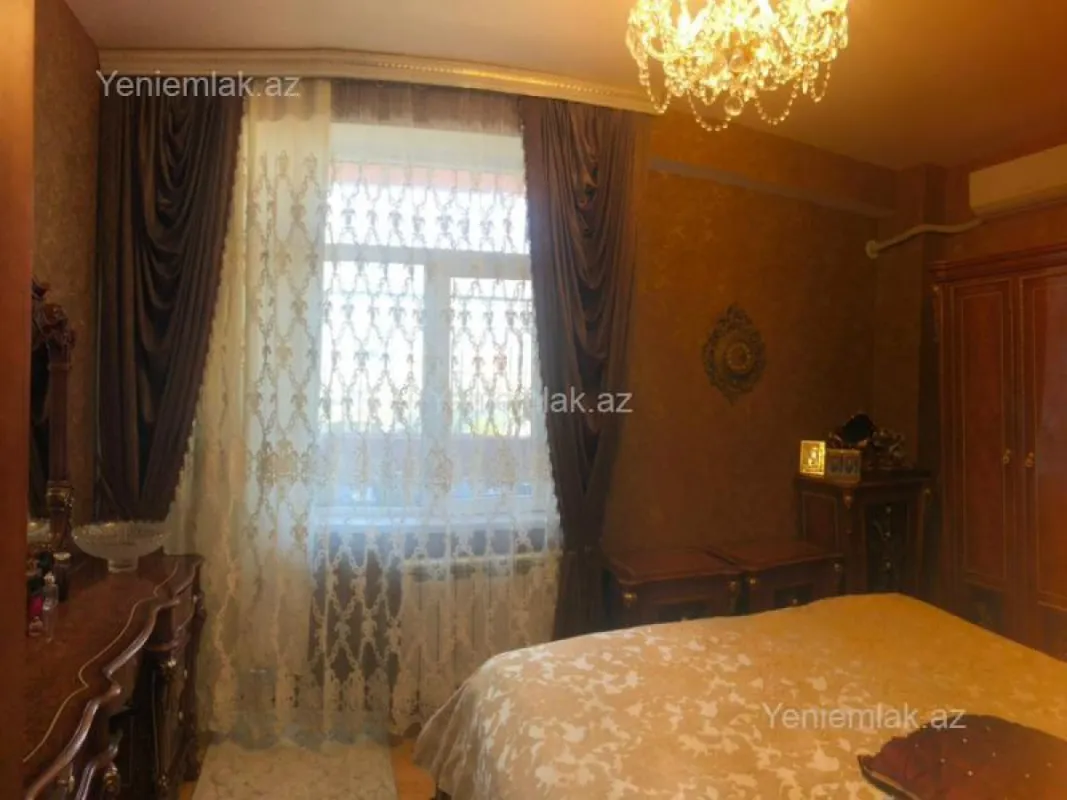 Satılır 3 otaqlı yeni tikili 115 m²