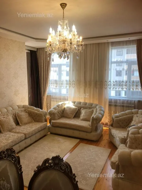 Satılır 3 otaqlı yeni tikili 115 m²