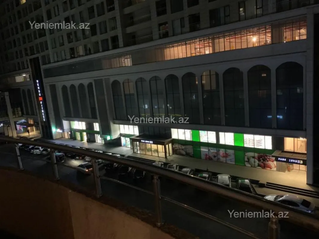 Satılır 3 otaqlı ofis 120 m²