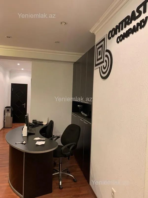 Satılır 3 otaqlı ofis 120 m²