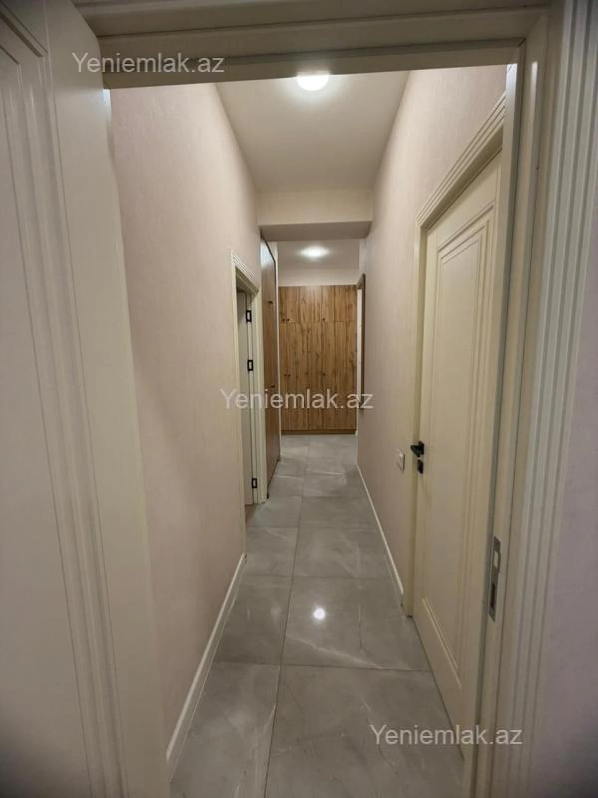 Satılır 2 otaqlı yeni tikili 75 m²