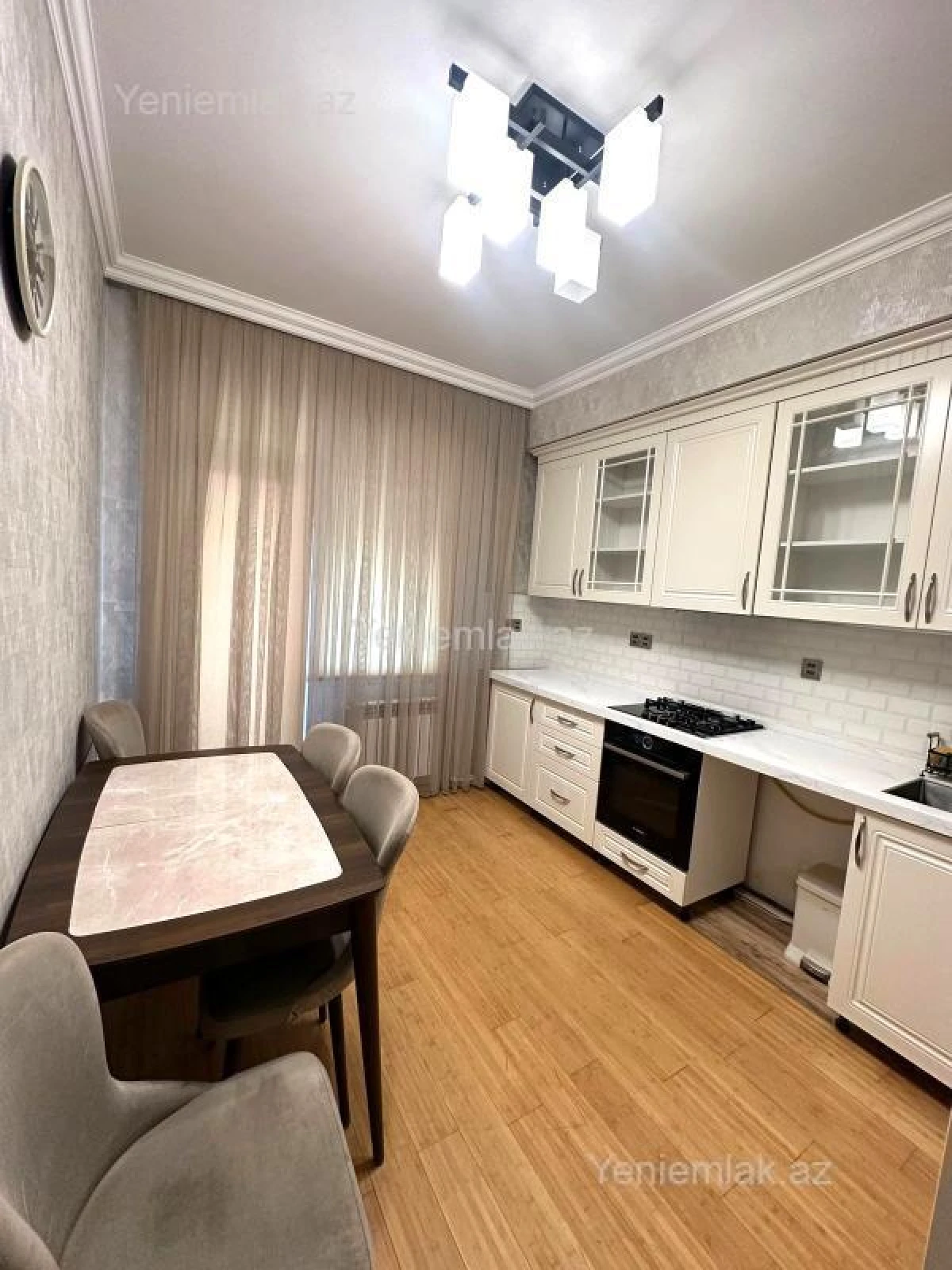Satılır 2 otaqlı yeni tikili 80 m²