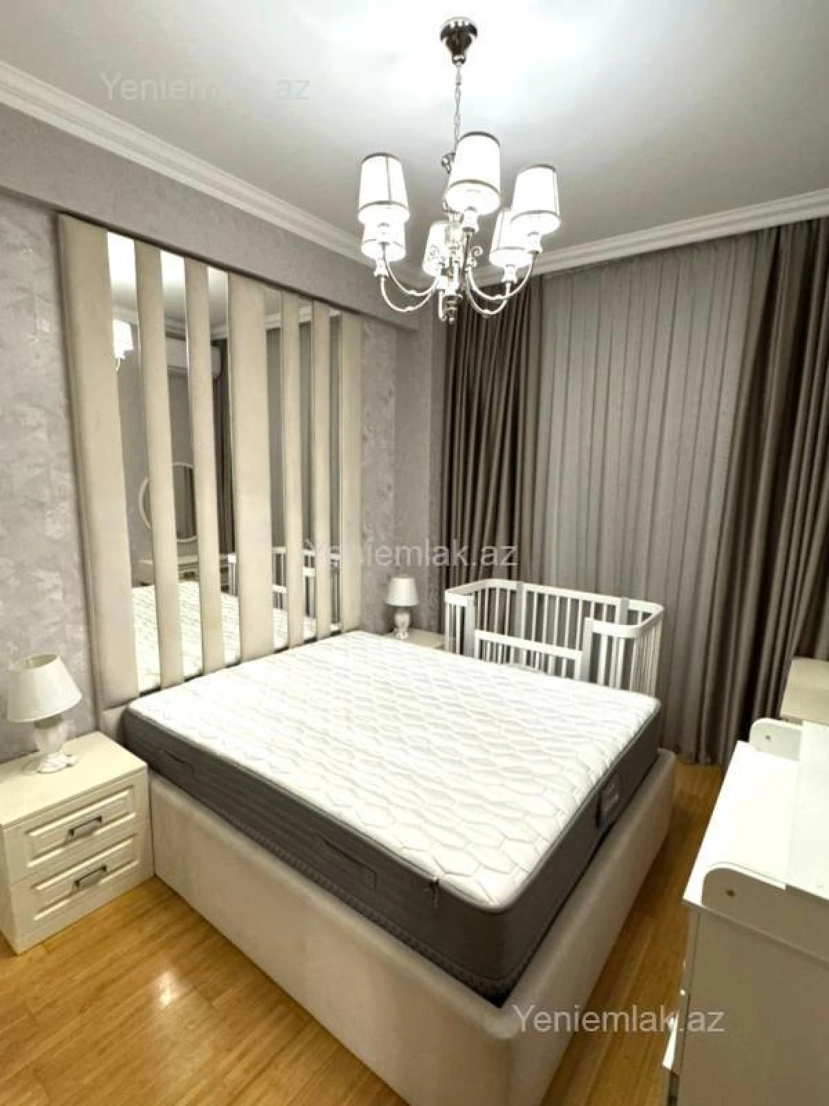 Satılır 2 otaqlı yeni tikili 80 m²