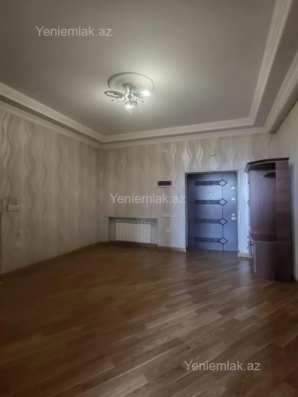 Satılır 3 otaqlı yeni tikili 120 m²