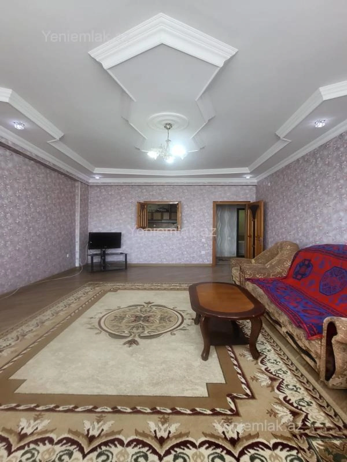 Satılır 3 otaqlı yeni tikili 120 m²