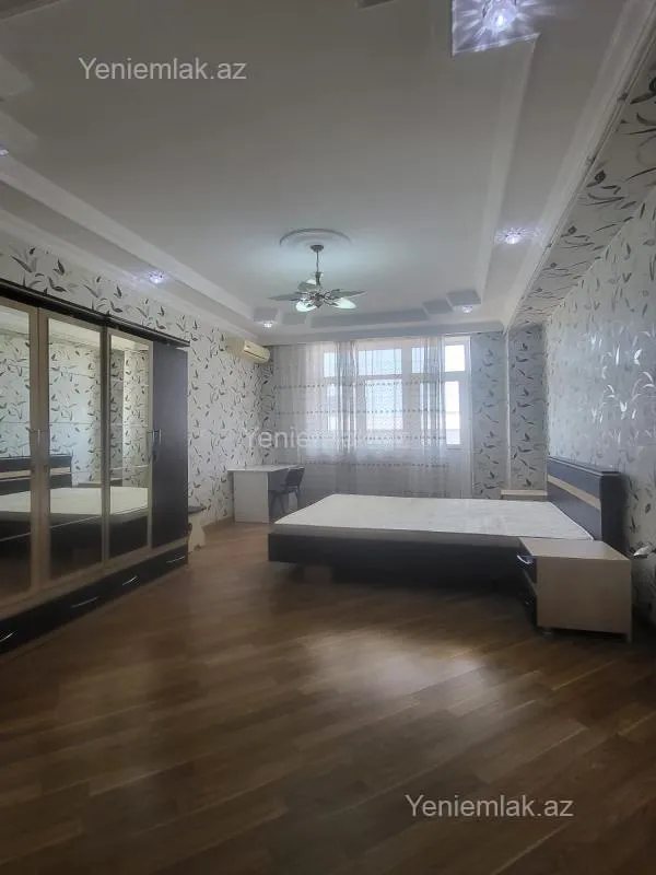 Satılır 3 otaqlı yeni tikili 120 m²