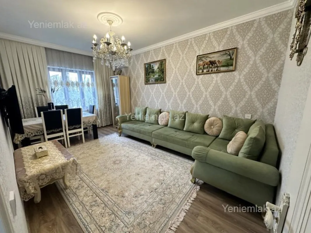 Satılır 2 otaqlı köhnə tikili 60 m²
