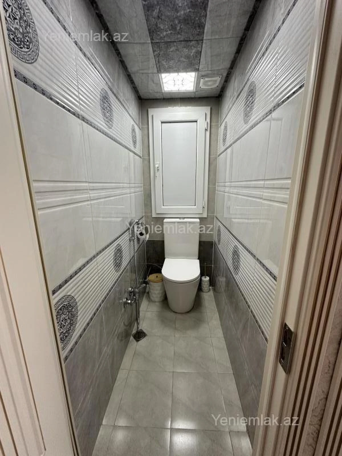 Satılır 2 otaqlı köhnə tikili 60 m²
