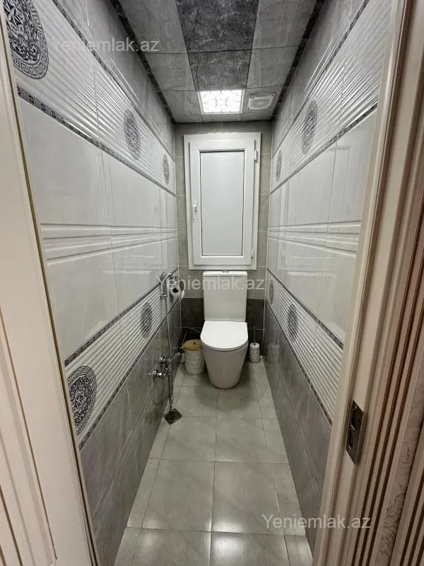 Satılır 2 otaqlı köhnə tikili 60 m²