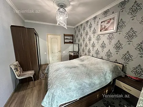 Satılır 2 otaqlı köhnə tikili 60 m²