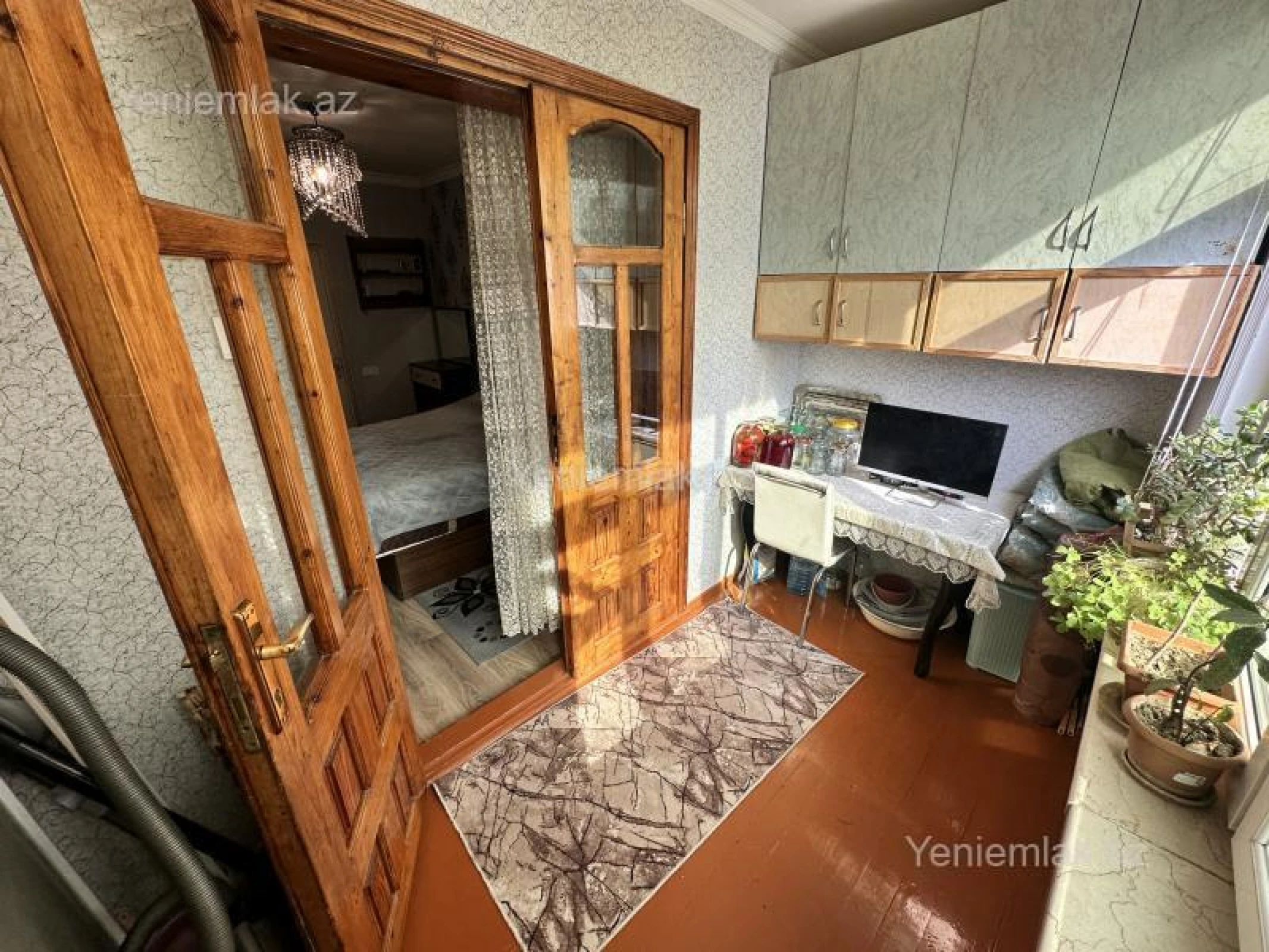 Satılır 2 otaqlı köhnə tikili 60 m²