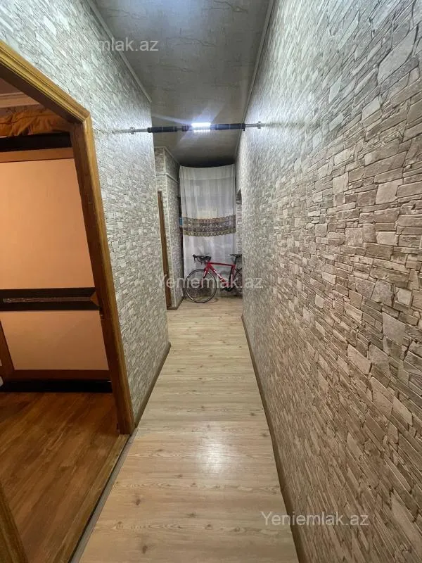 Satılır 4 otaqlı köhnə tikili 90 m²