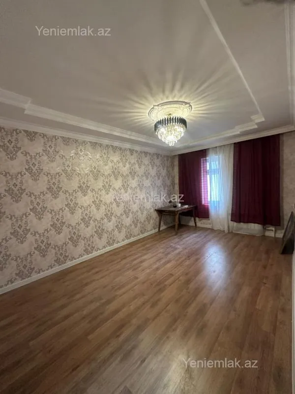 Satılır 2 otaqlı köhnə tikili 55 m²