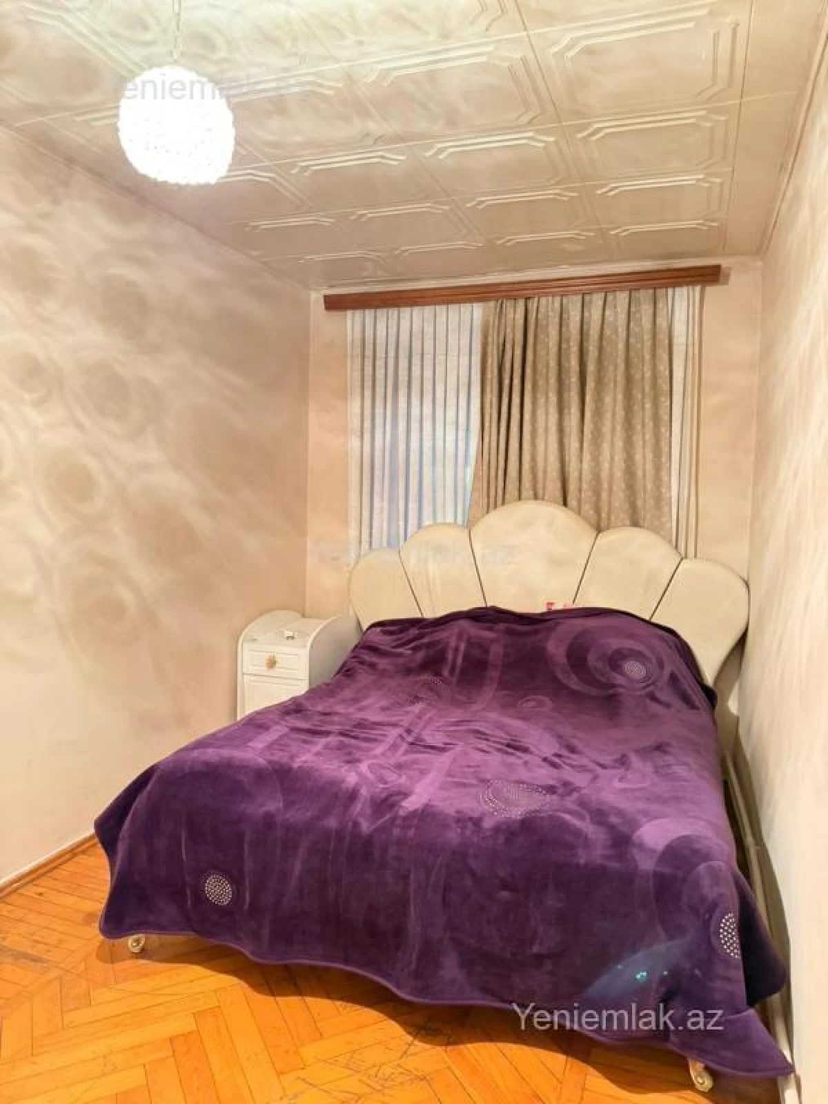 Satılır 3 otaqlı köhnə tikili 70 m²