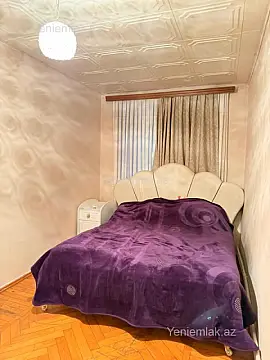 Satılır 3 otaqlı köhnə tikili 70 m²