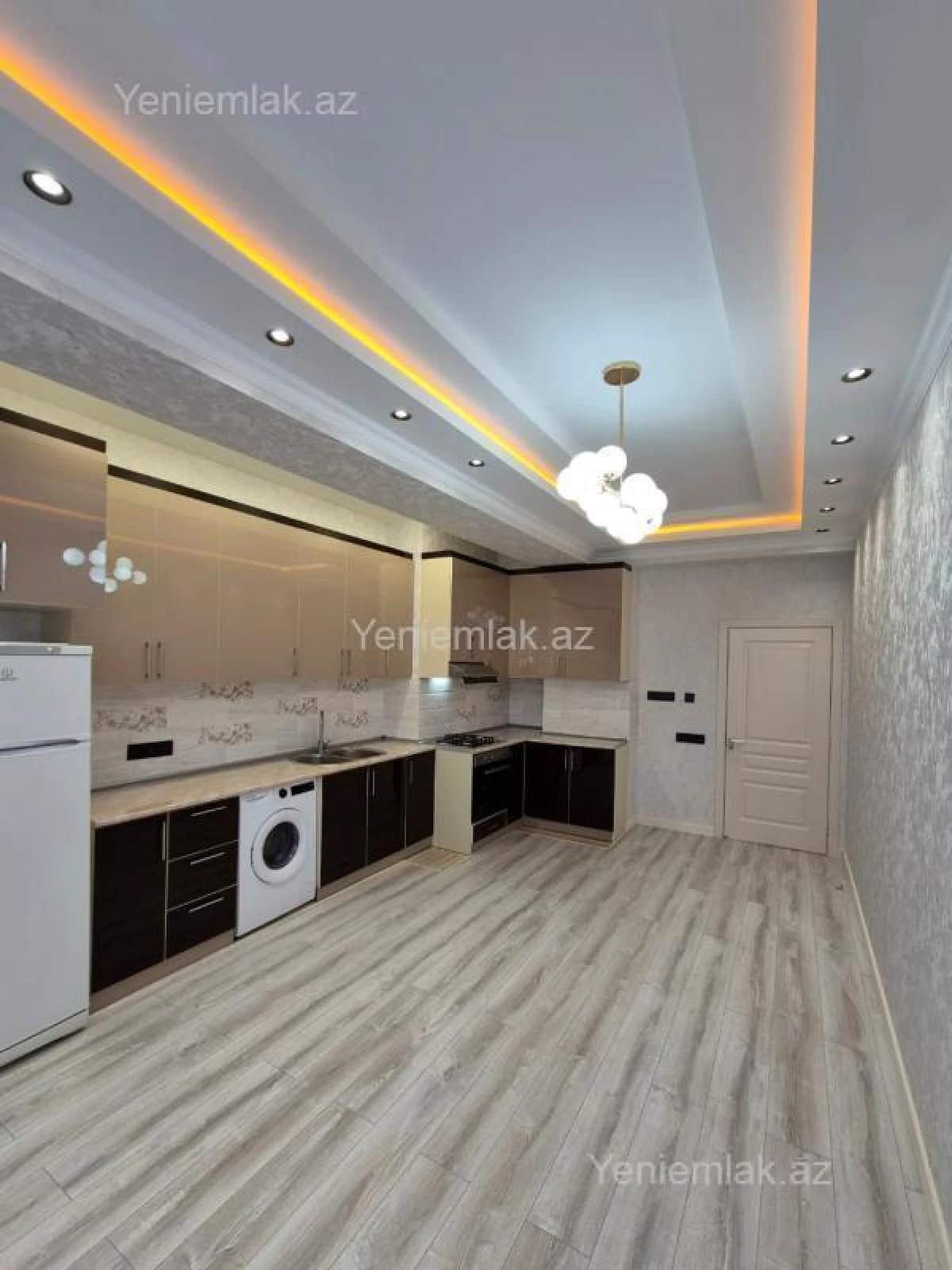 Satılır 3 otaqlı yeni tikili 145 m²