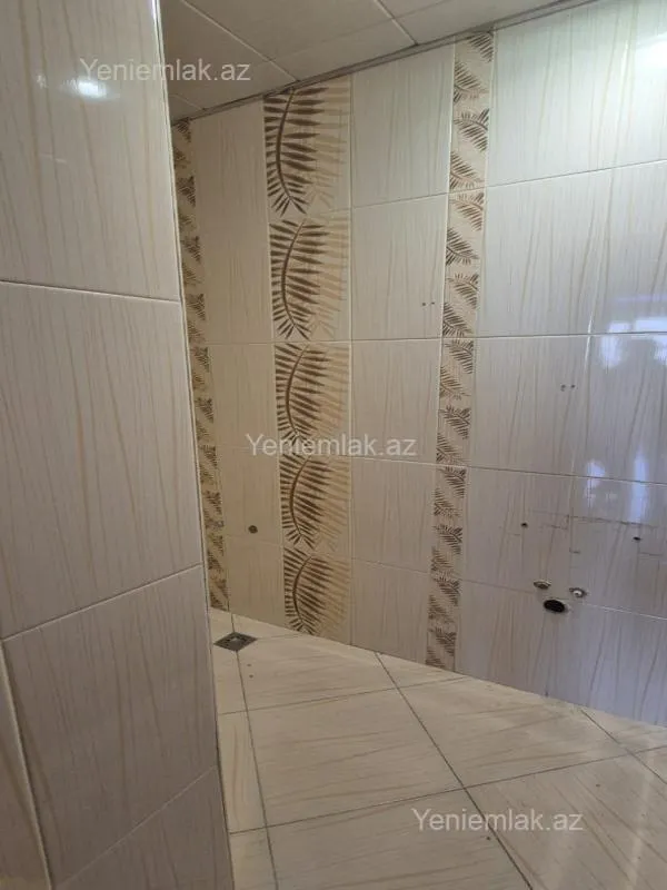 Satılır 3 otaqlı köhnə tikili 90 m²