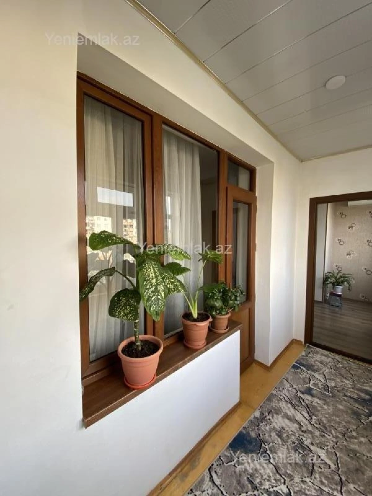 Satılır 4 otaqlı köhnə tikili 92 m²