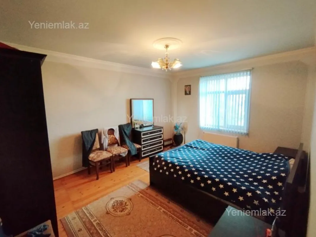 Satılır 3 otaqlı həyət evi 130 m²