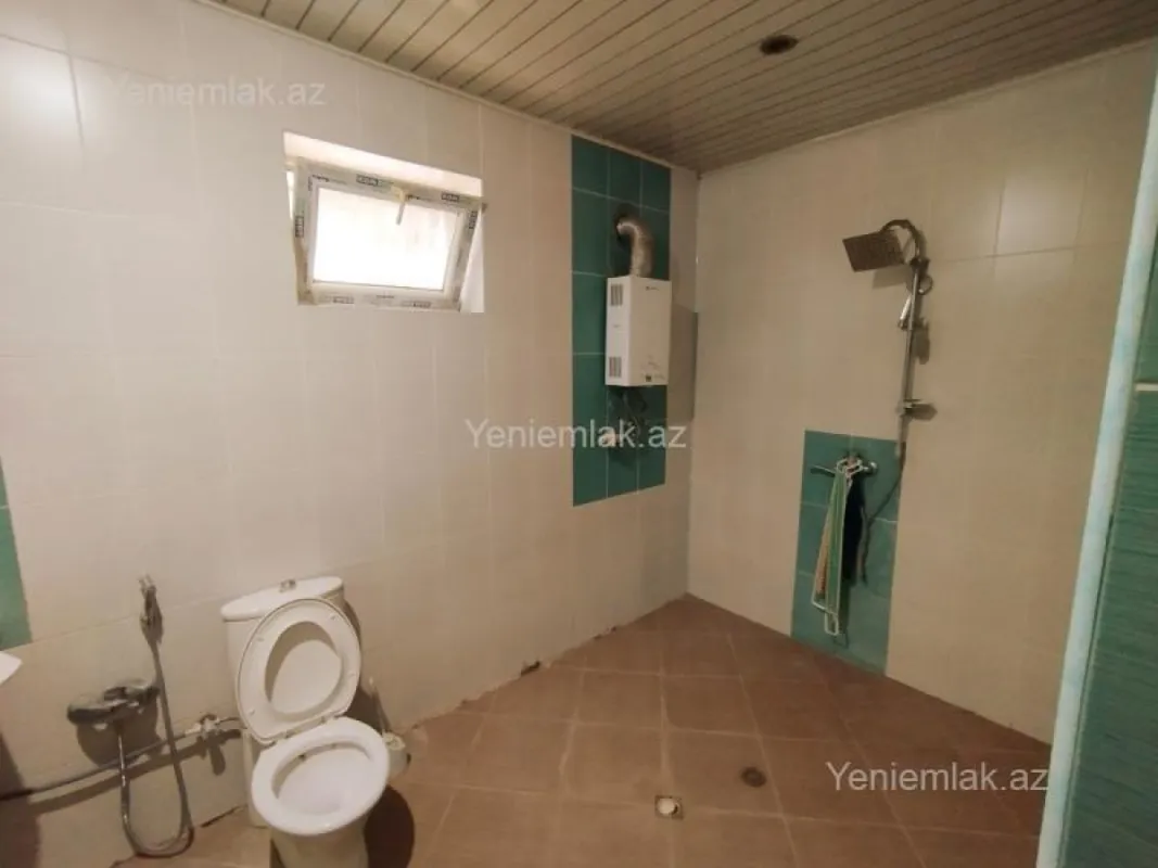 Satılır 3 otaqlı həyət evi 130 m²