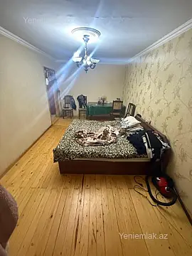 Satılır 2 otaqlı köhnə tikili 35 m²