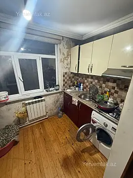 Satılır 2 otaqlı köhnə tikili 35 m²
