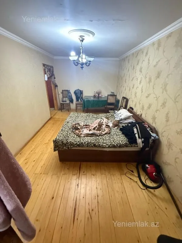 Satılır 2 otaqlı köhnə tikili 35 m²