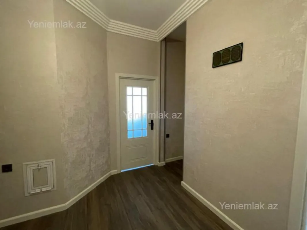 Satılır 3 otaqlı yeni tikili 120 m²