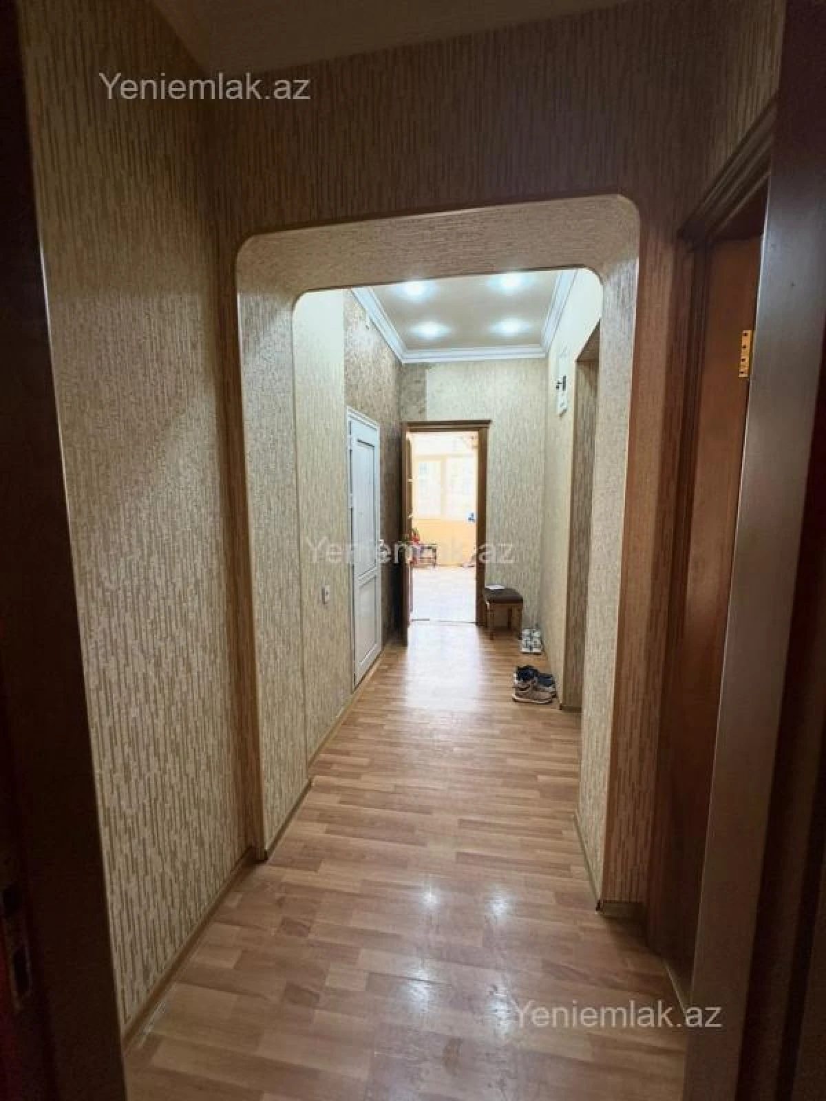 Satılır 2 otaqlı köhnə tikili 60 m²