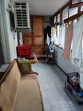 Satılır 4 otaqlı köhnə tikili 115 m²