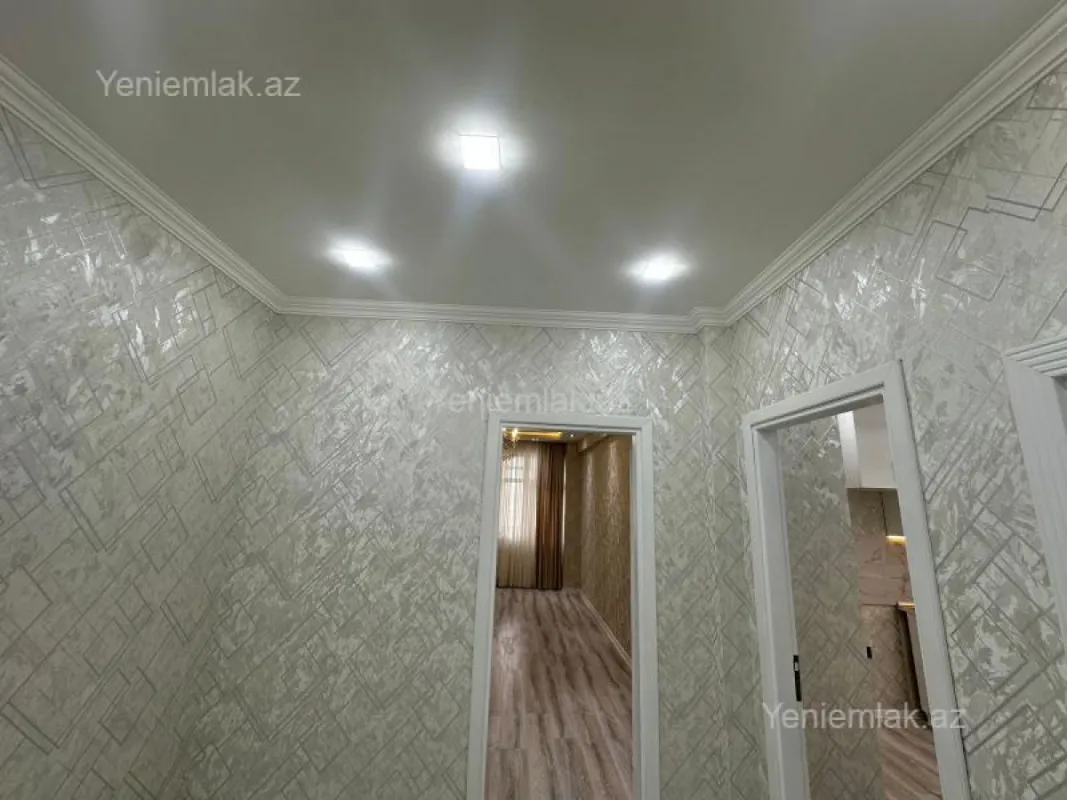 Satılır 2 otaqlı yeni tikili 68 m²