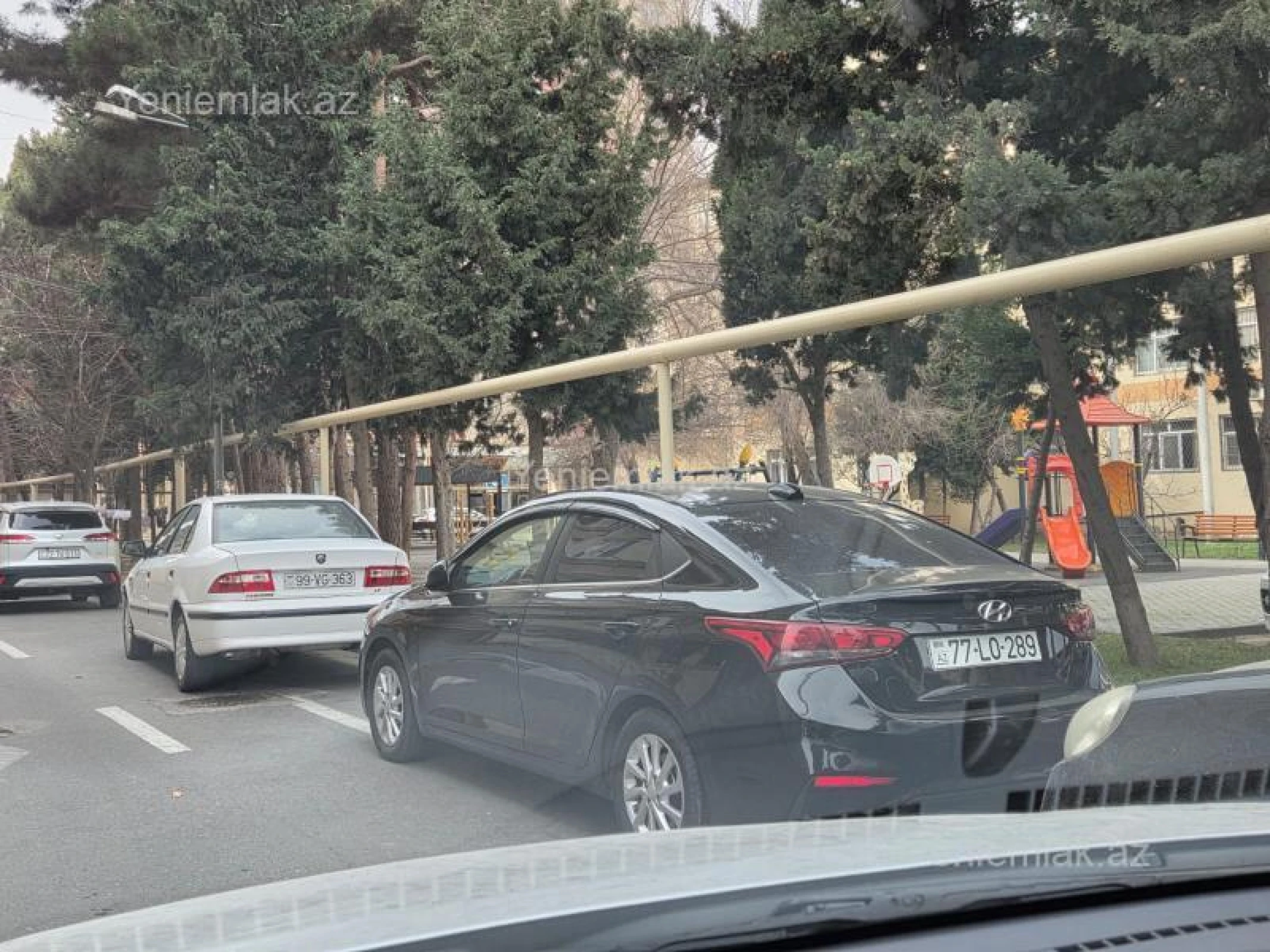 Satılır 16 otaqlı köhnə tikili 35 m²