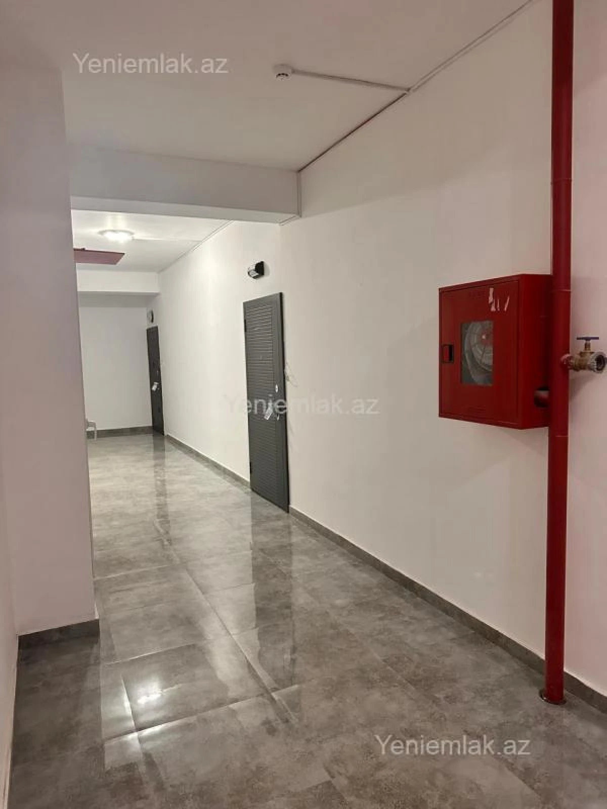 Satılır 3 otaqlı yeni tikili 80 m²
