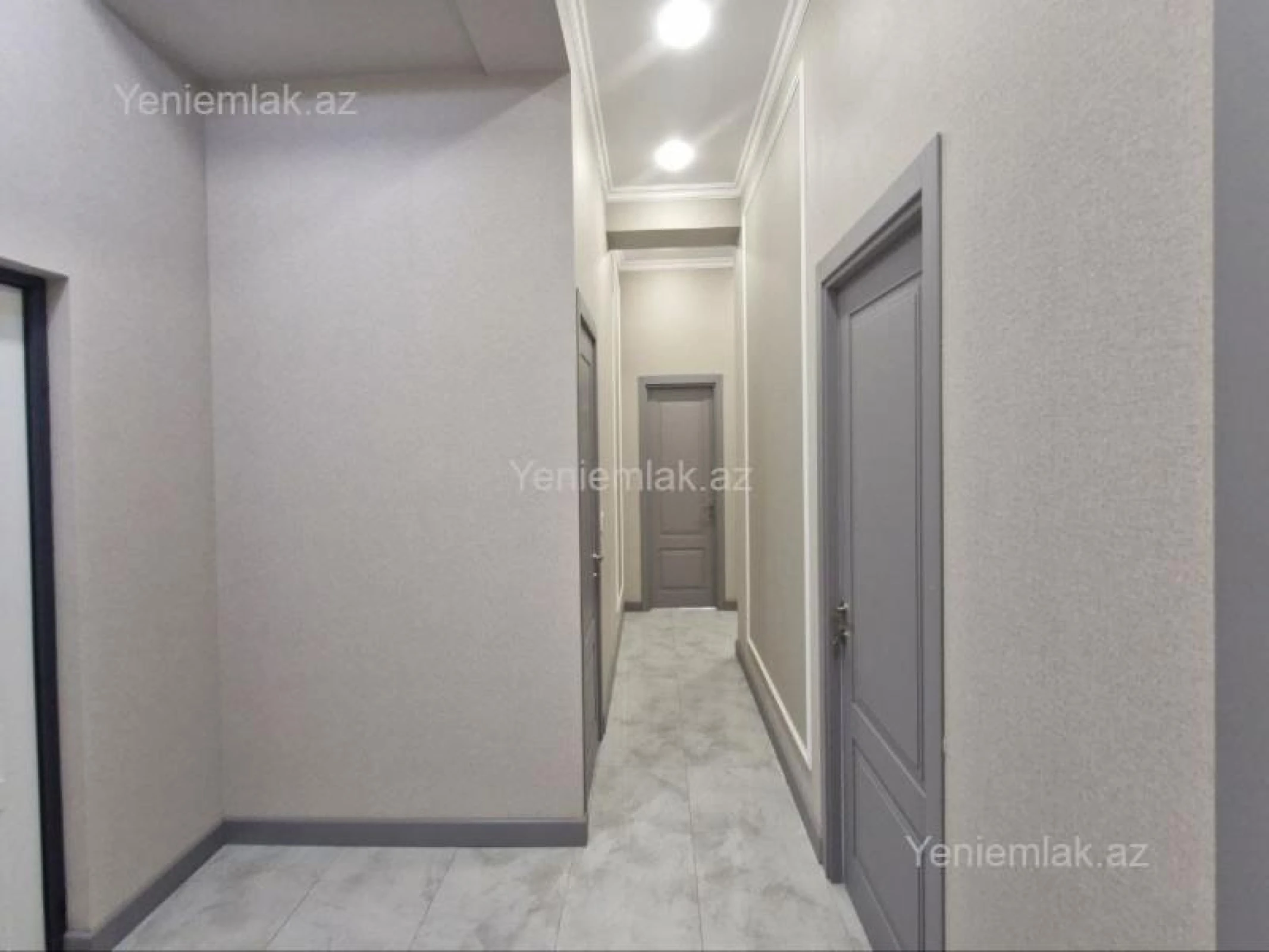 Satılır 3 otaqlı yeni tikili 111 m²