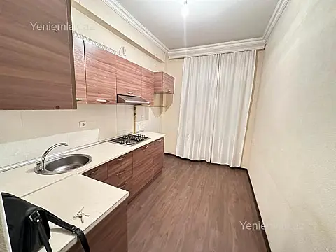 Satılır 2 otaqlı yeni tikili 60 m²