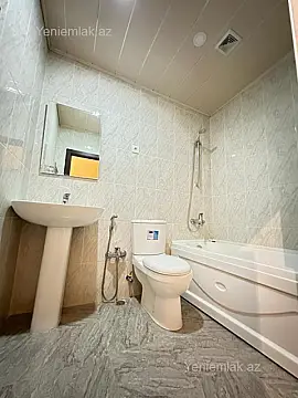 Satılır 2 otaqlı yeni tikili 60 m²