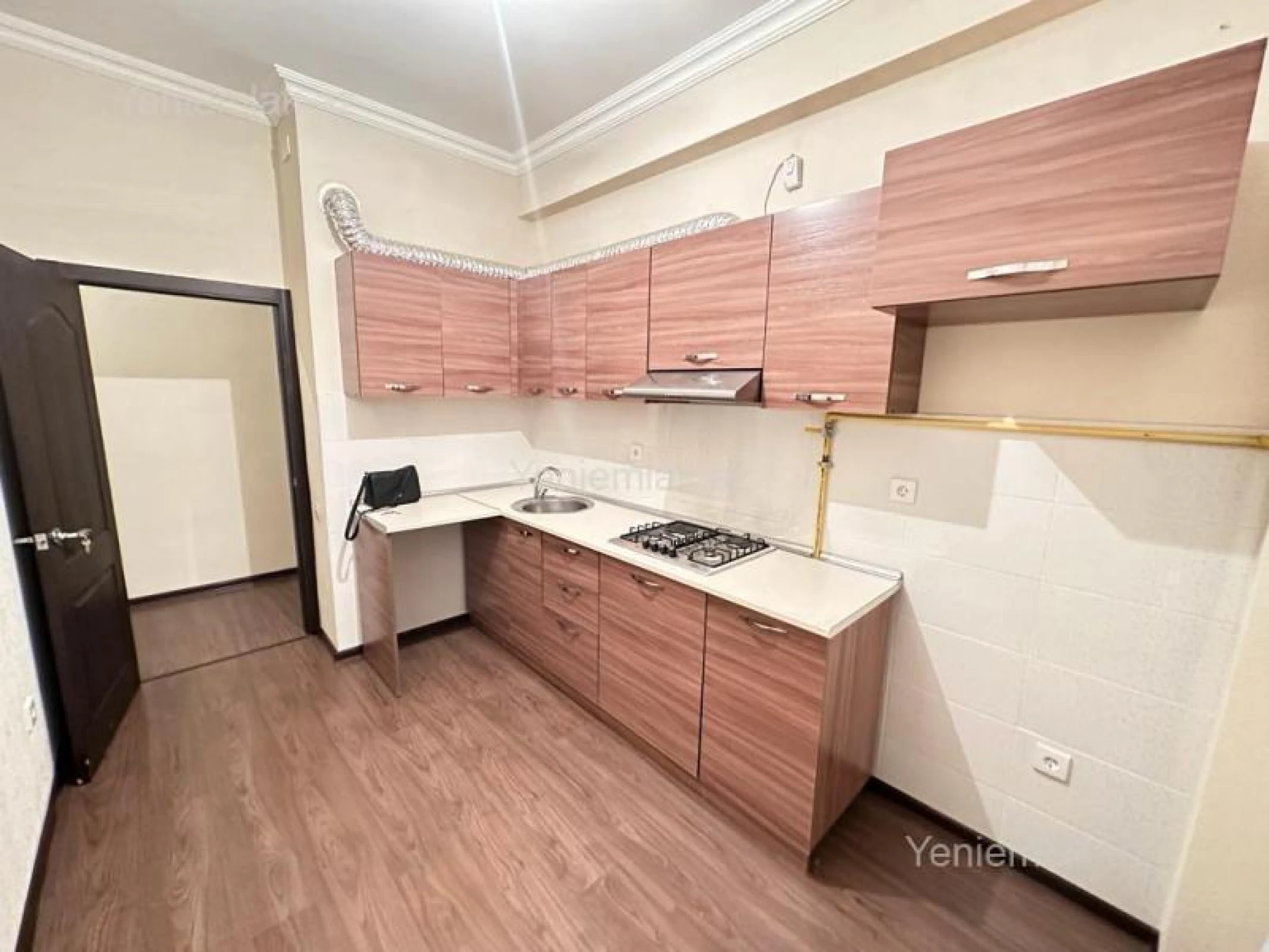 Satılır 2 otaqlı yeni tikili 60 m²
