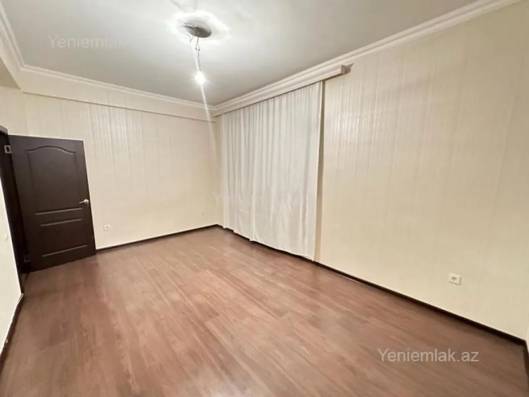 Satılır 2 otaqlı yeni tikili 60 m²