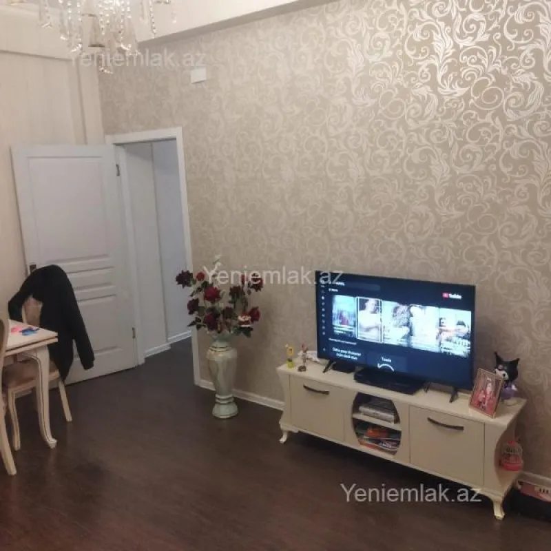 Satılır 2 otaqlı yeni tikili 60 m²
