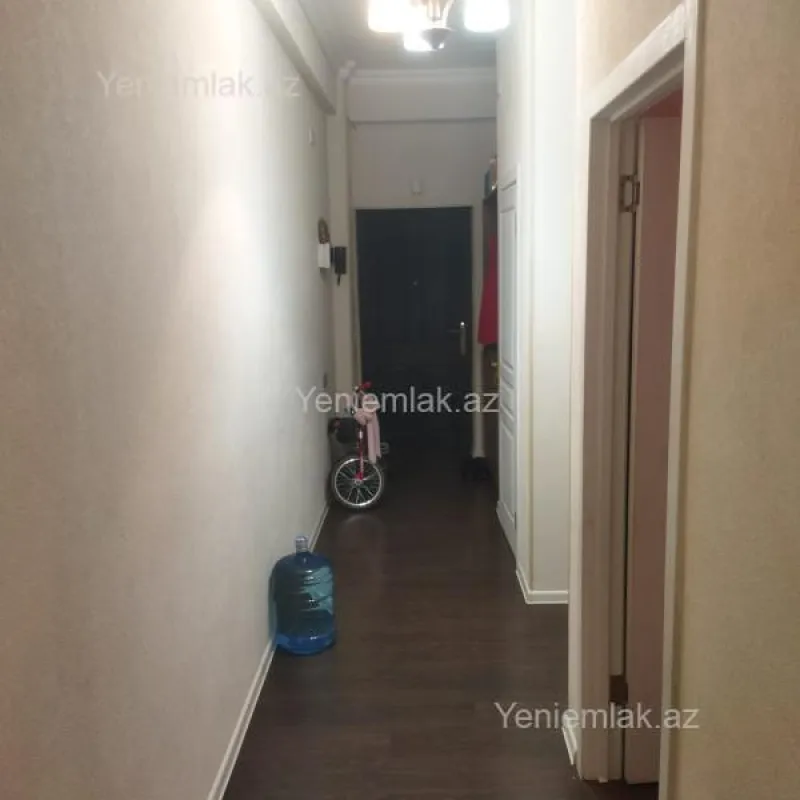 Satılır 2 otaqlı yeni tikili 60 m²