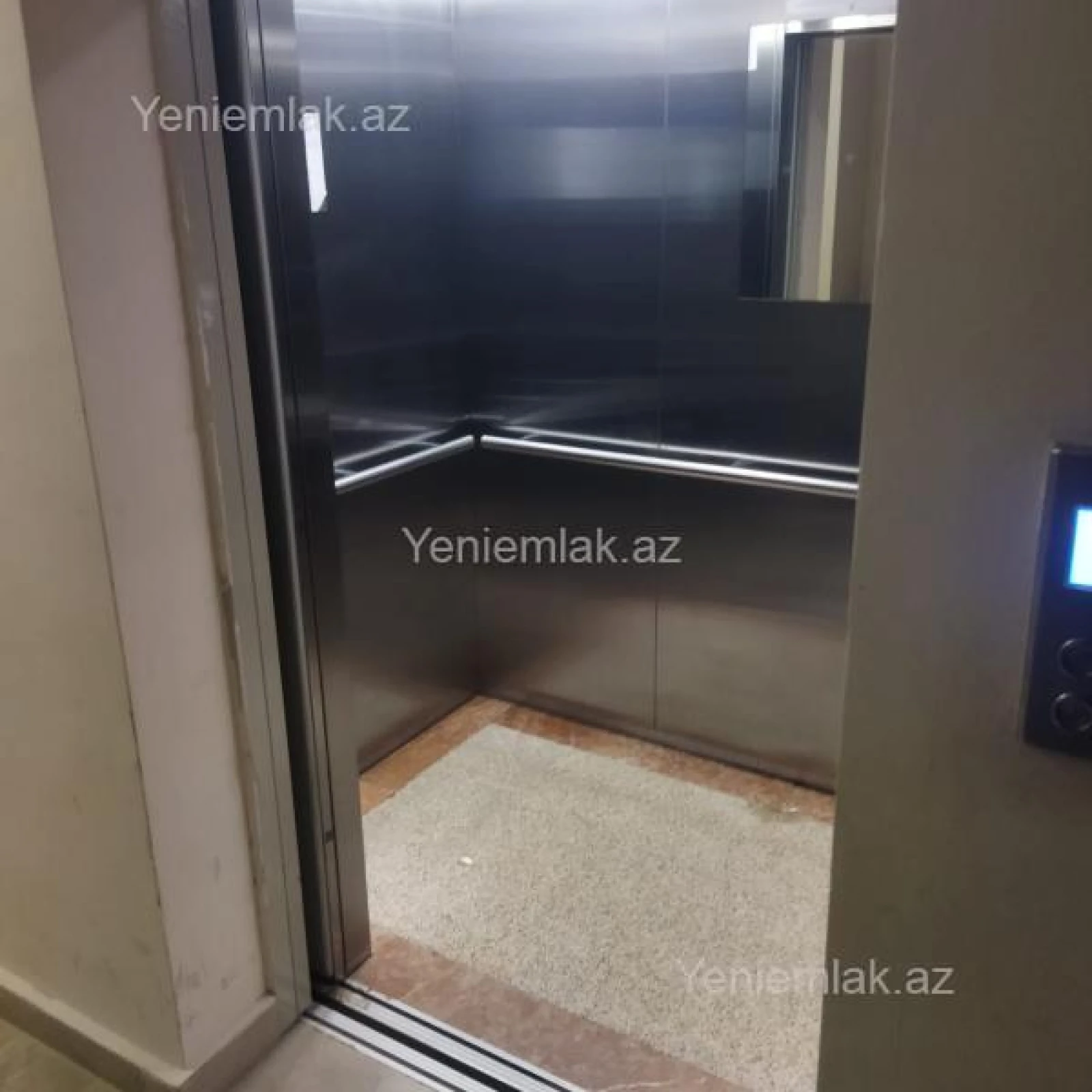 Satılır 2 otaqlı yeni tikili 60 m²