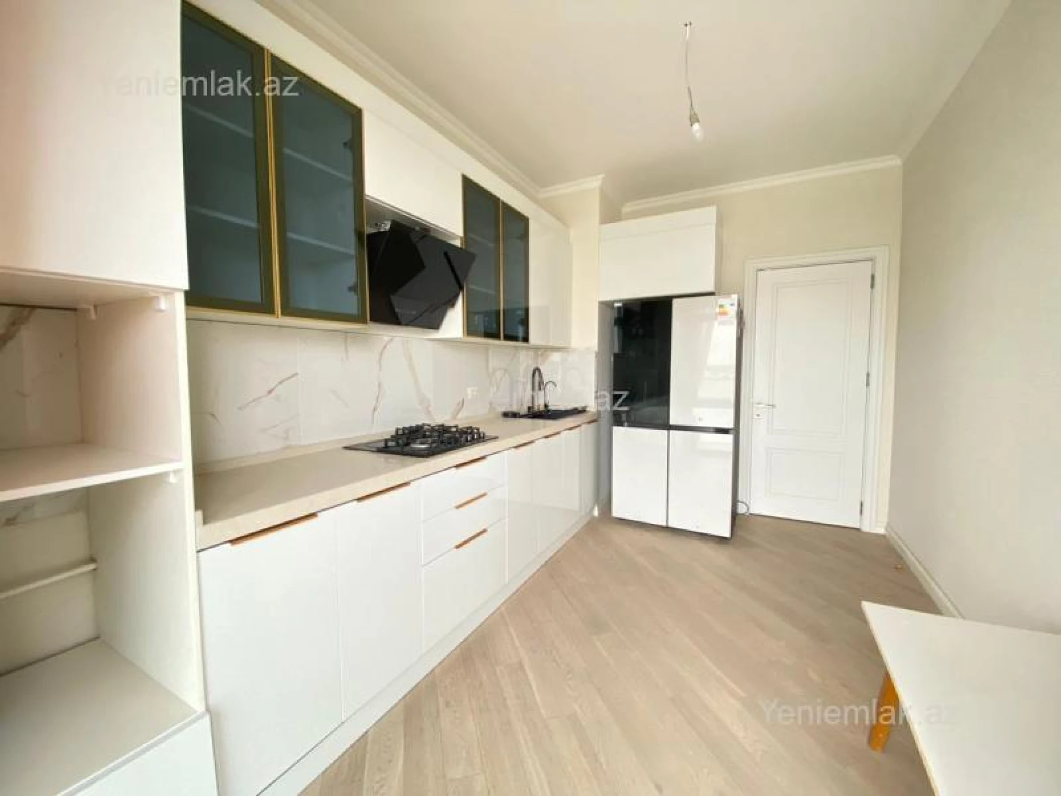 Satılır 3 otaqlı yeni tikili 96 m²