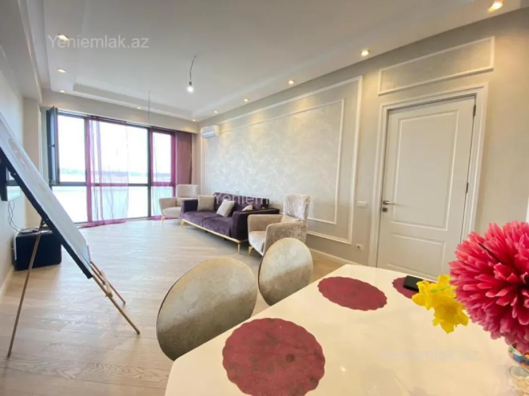 Satılır 3 otaqlı yeni tikili 96 m²