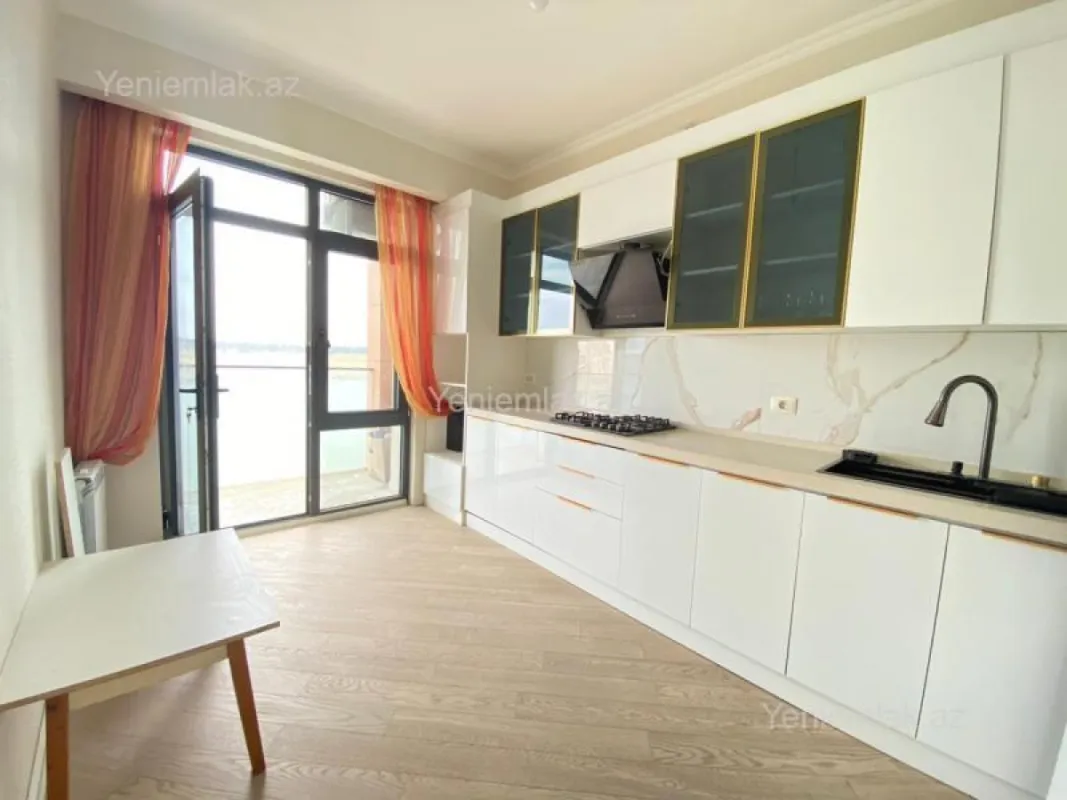 Satılır 3 otaqlı yeni tikili 96 m²